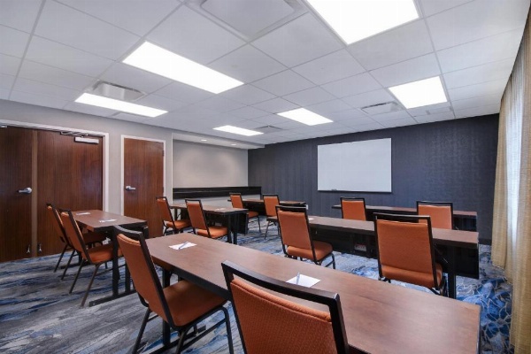 Fairfield Inn & Suites by Marriott Rochester West/Greece image 22