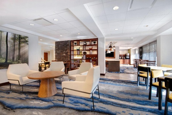 Fairfield Inn & Suites by Marriott Rochester West/Greece image 4
